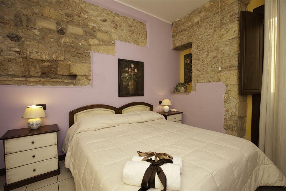 Arcobaleno Rooms Cagliari Eksteriør bilde