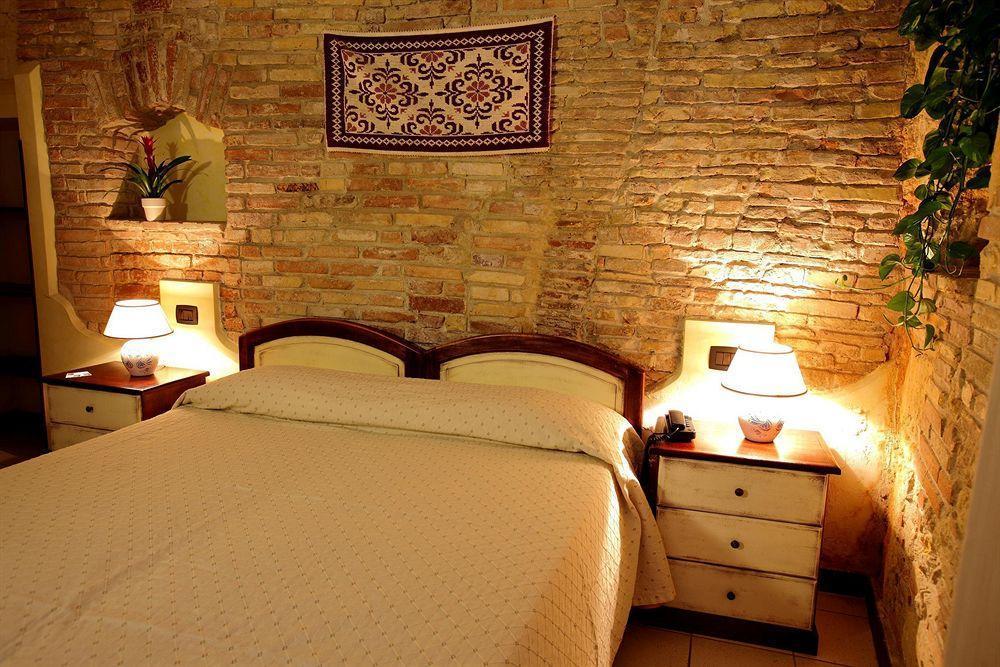 Arcobaleno Rooms Cagliari Eksteriør bilde