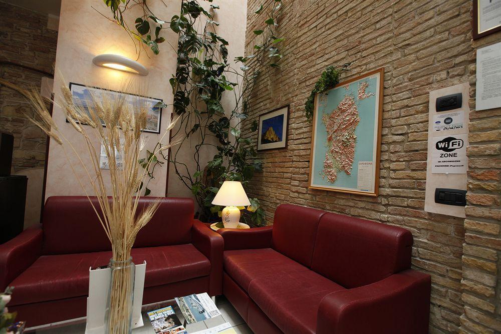 Arcobaleno Rooms Cagliari Eksteriør bilde